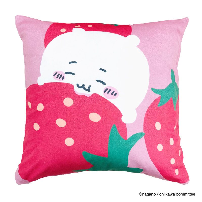 Chiikawa Cushion Cover (Chiikawa. Strawberries)